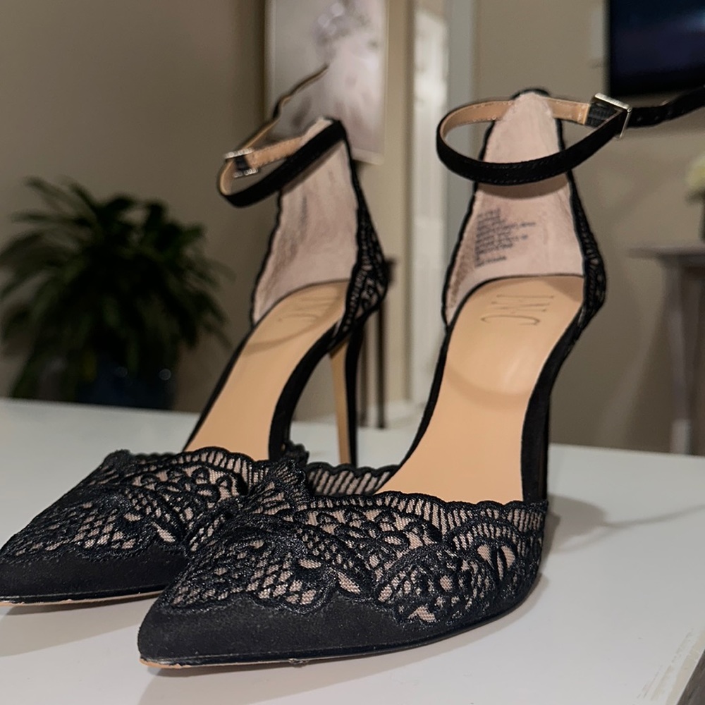 Heels - Picture 1 of 2